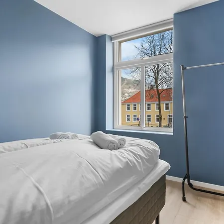 Beds I Cozy Corner Apartment Bergen